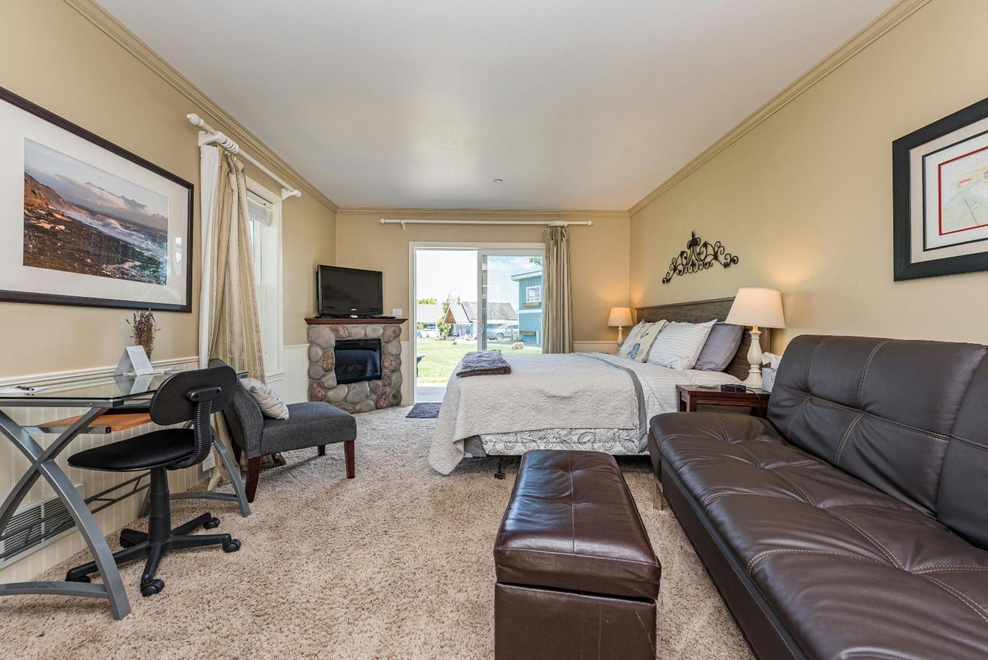 Juan De Fuca Waterfront Hotel & Cottages Sequim Extérieur photo