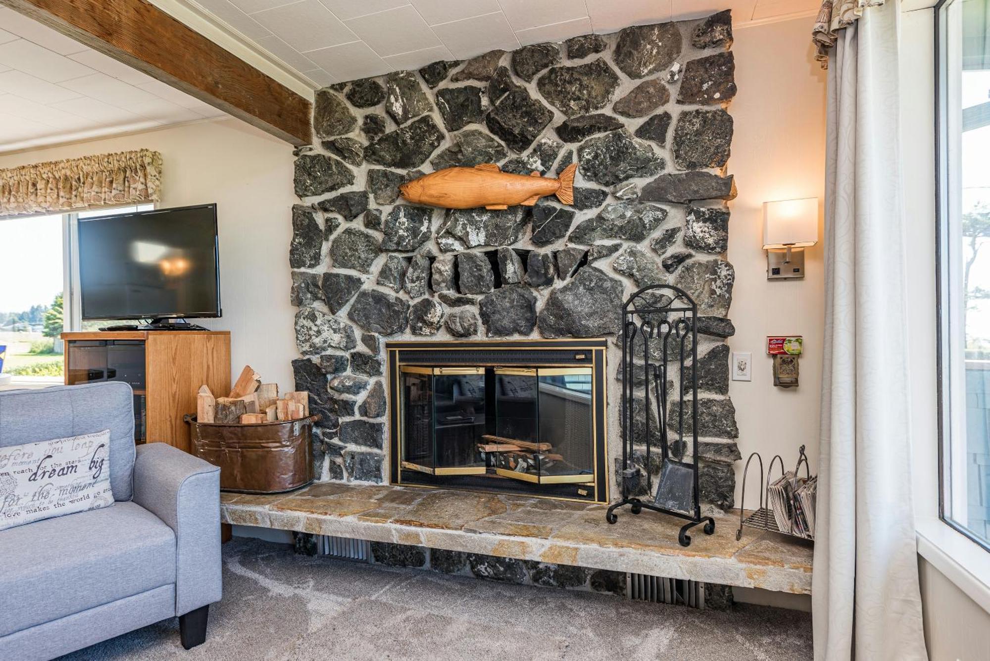 Juan De Fuca Waterfront Hotel & Cottages Sequim Extérieur photo