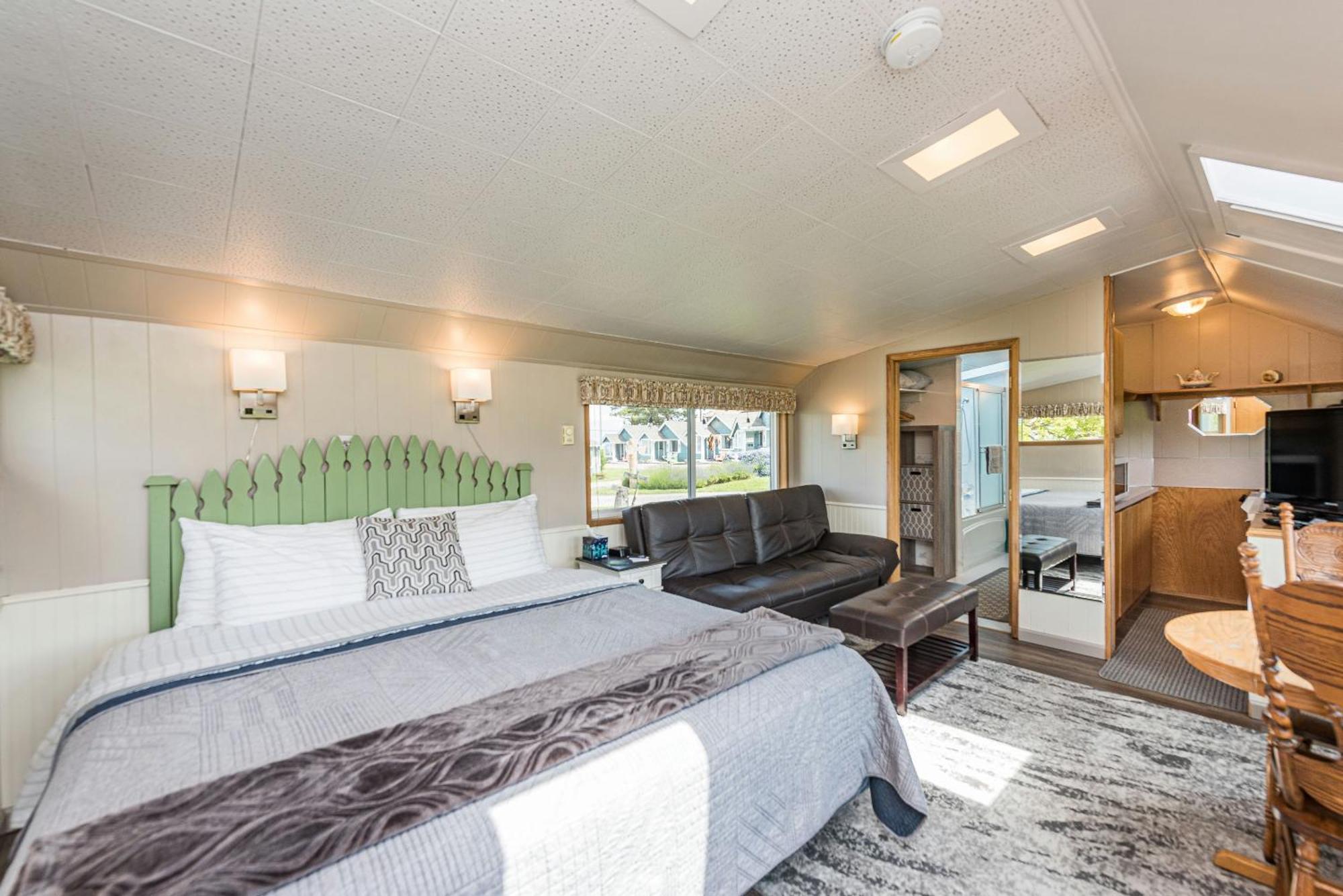 Juan De Fuca Waterfront Hotel & Cottages Sequim Extérieur photo